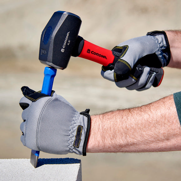 <p>Shock-absorbing and virtually unbreakable solid-core fiberglass handles</p>