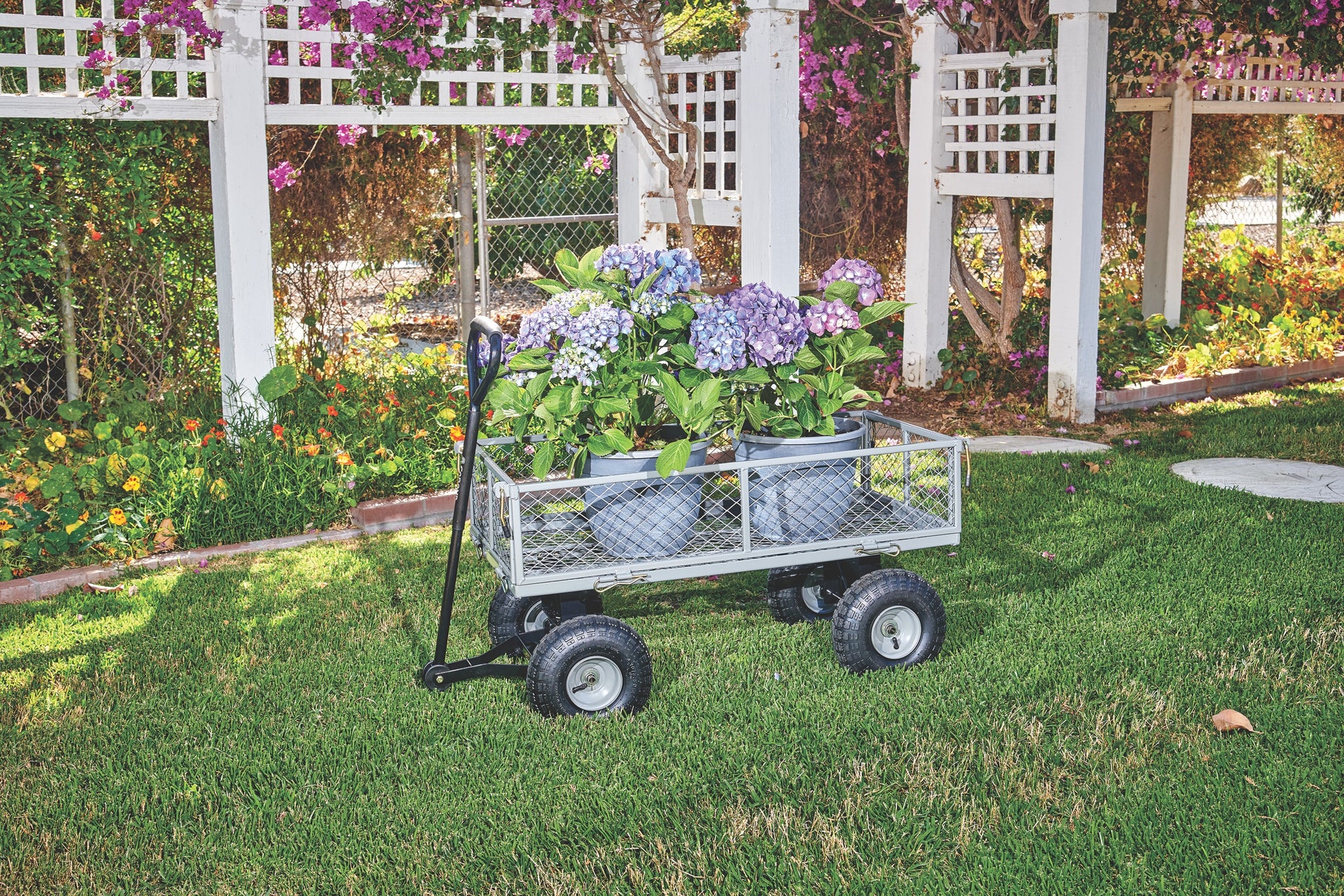 Shop Hand and Gardening Tools | Corona® Tools | Corona Tools