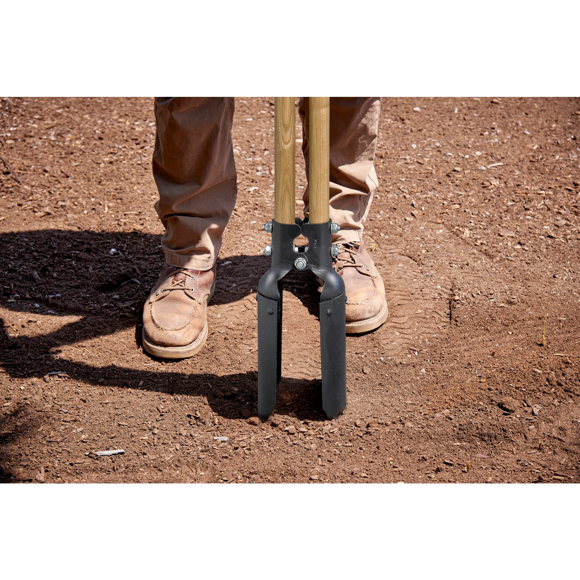 Atlas Pattern Post Hole Digger, 12-Gauge Steel, Hardwood Handles