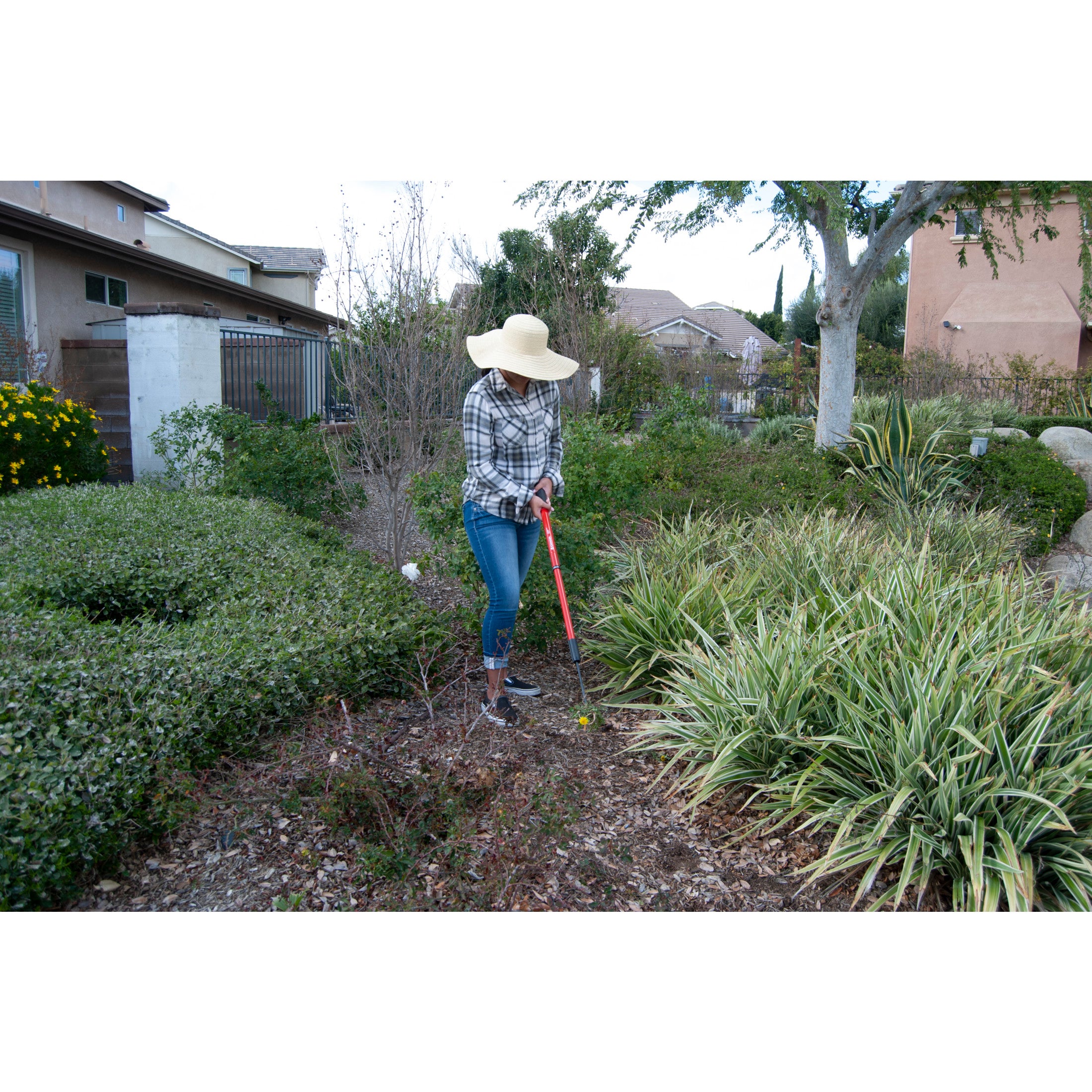 ExtendaHANDLE Weeder | Corona Clipper Inc.