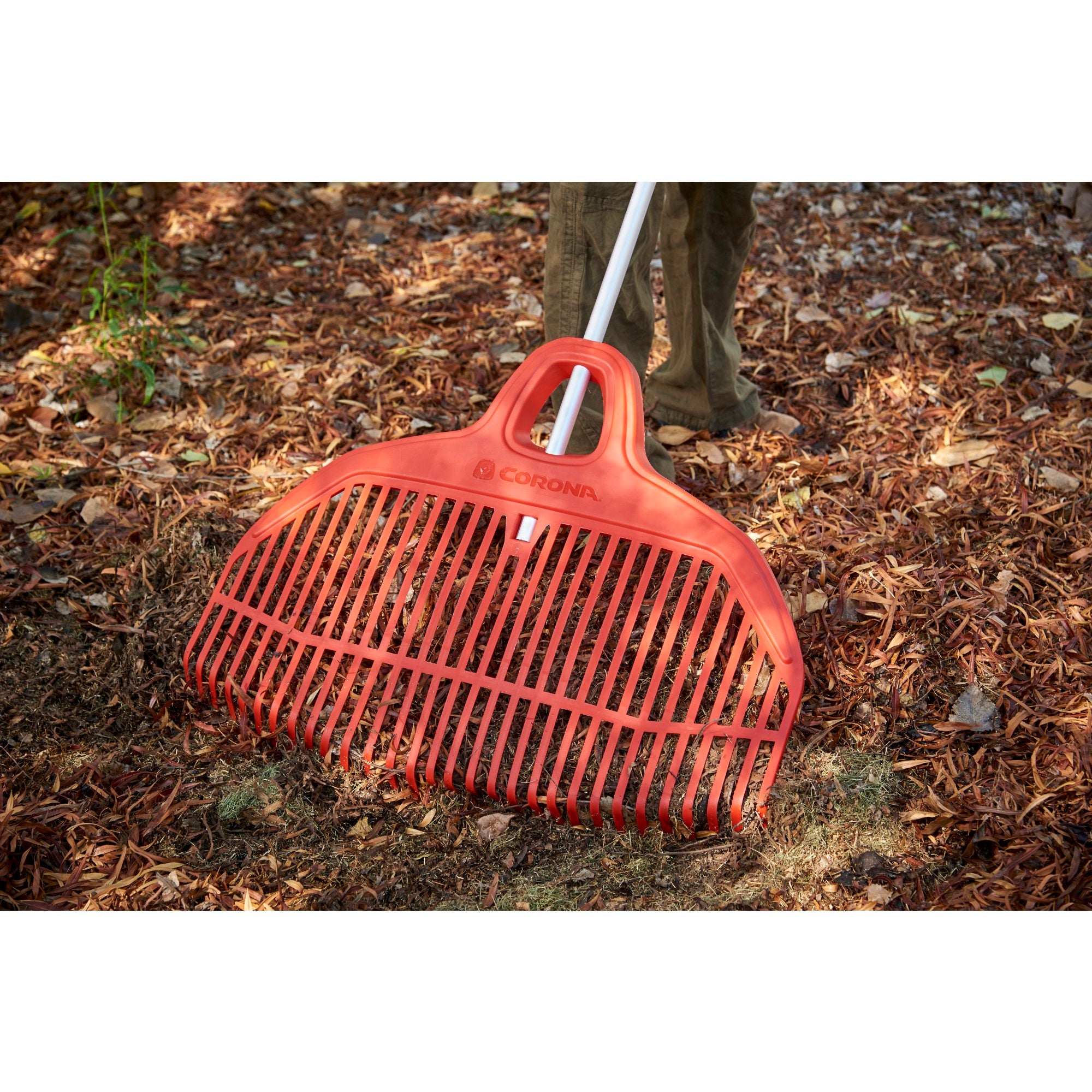 BigLOAD Leaf Rake, 30 in. Head, 30 Tines, Aluminum Handle