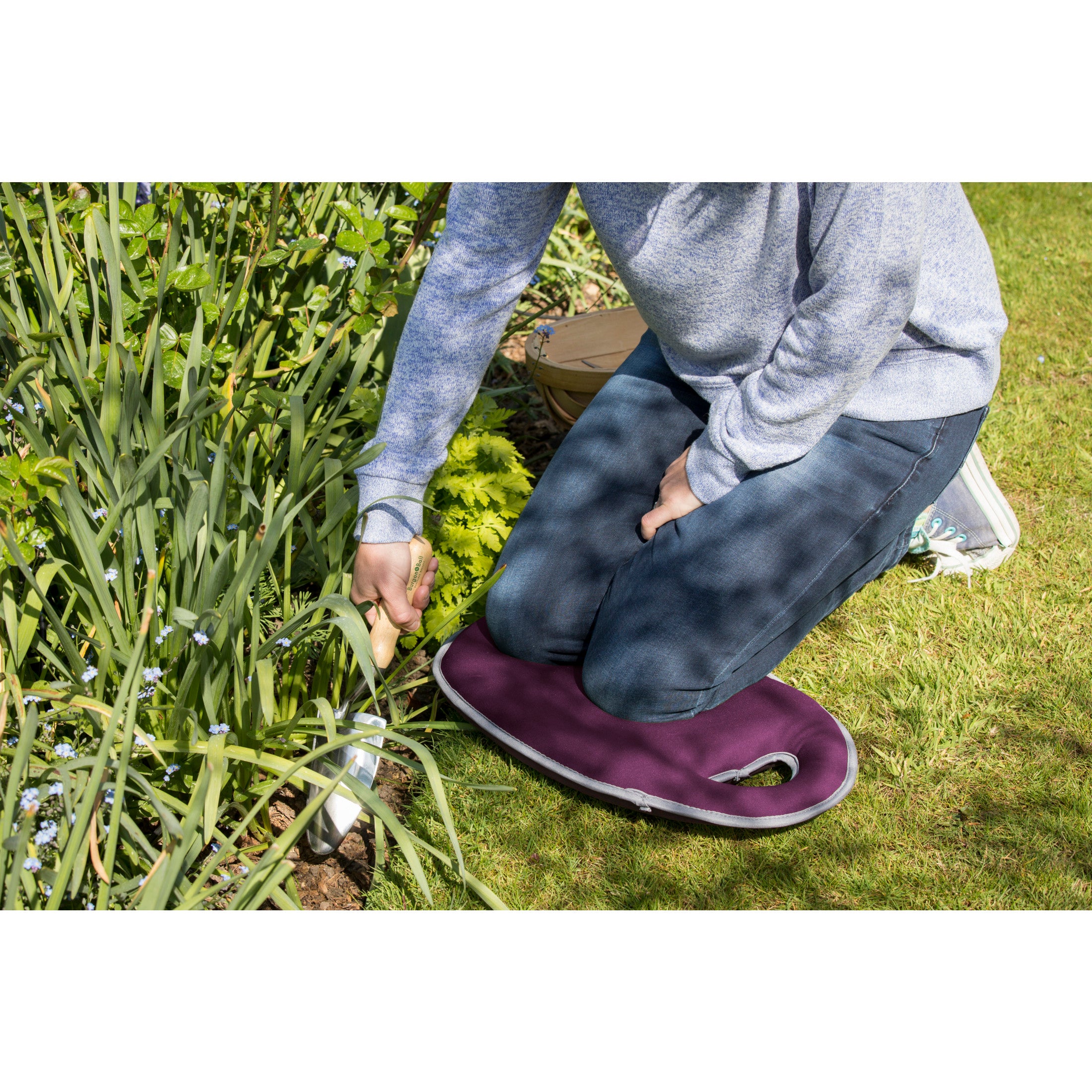 Kneelo Kneeler, Plum