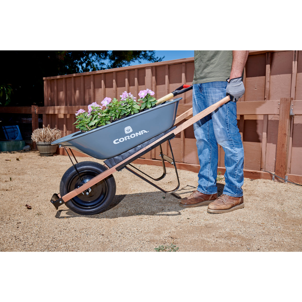 5 Cu. Ft. Steel Wheelbarrow in a Box | Corona Clipper Inc.