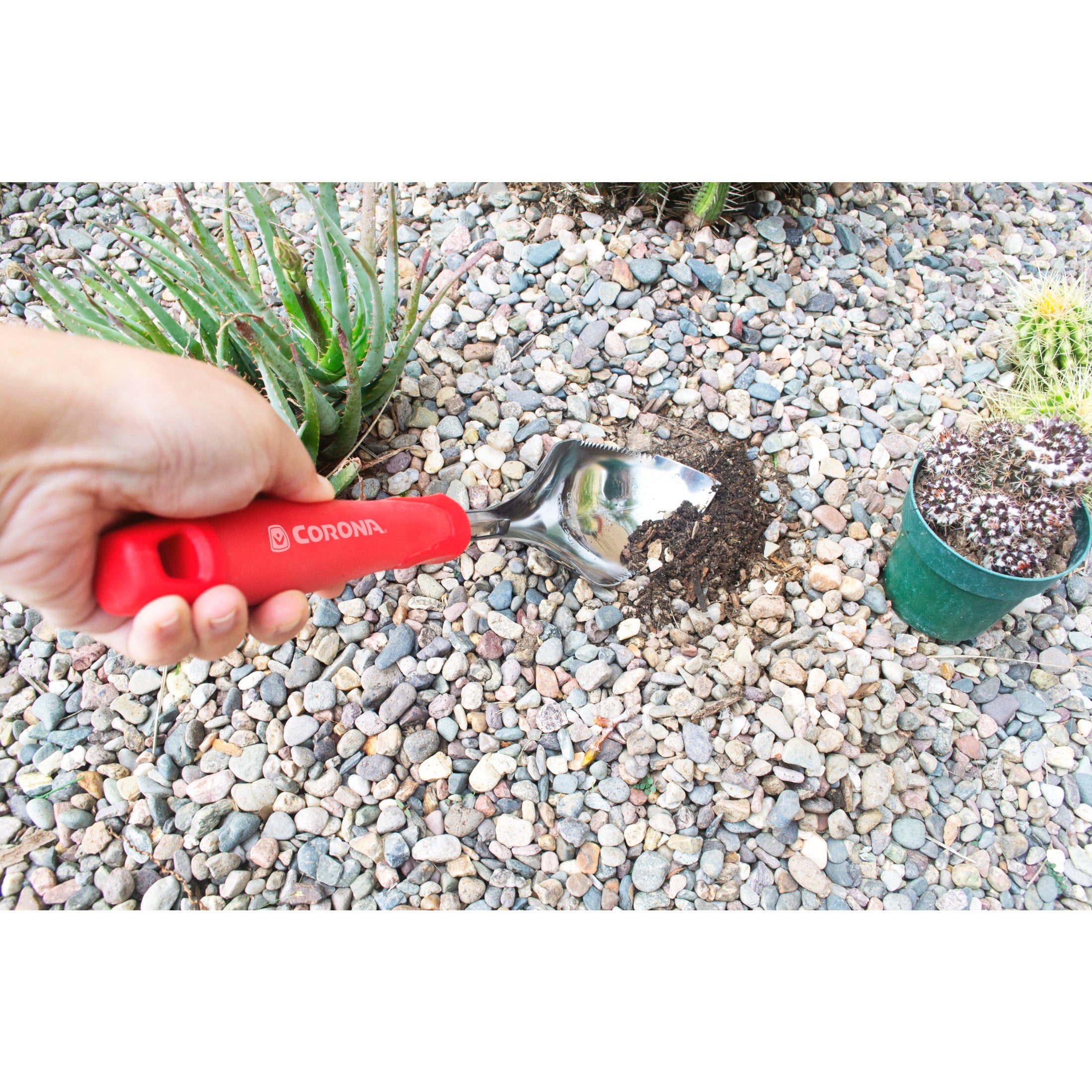 Multi-Scoop Garden Tool with ComfortGEL® Grip