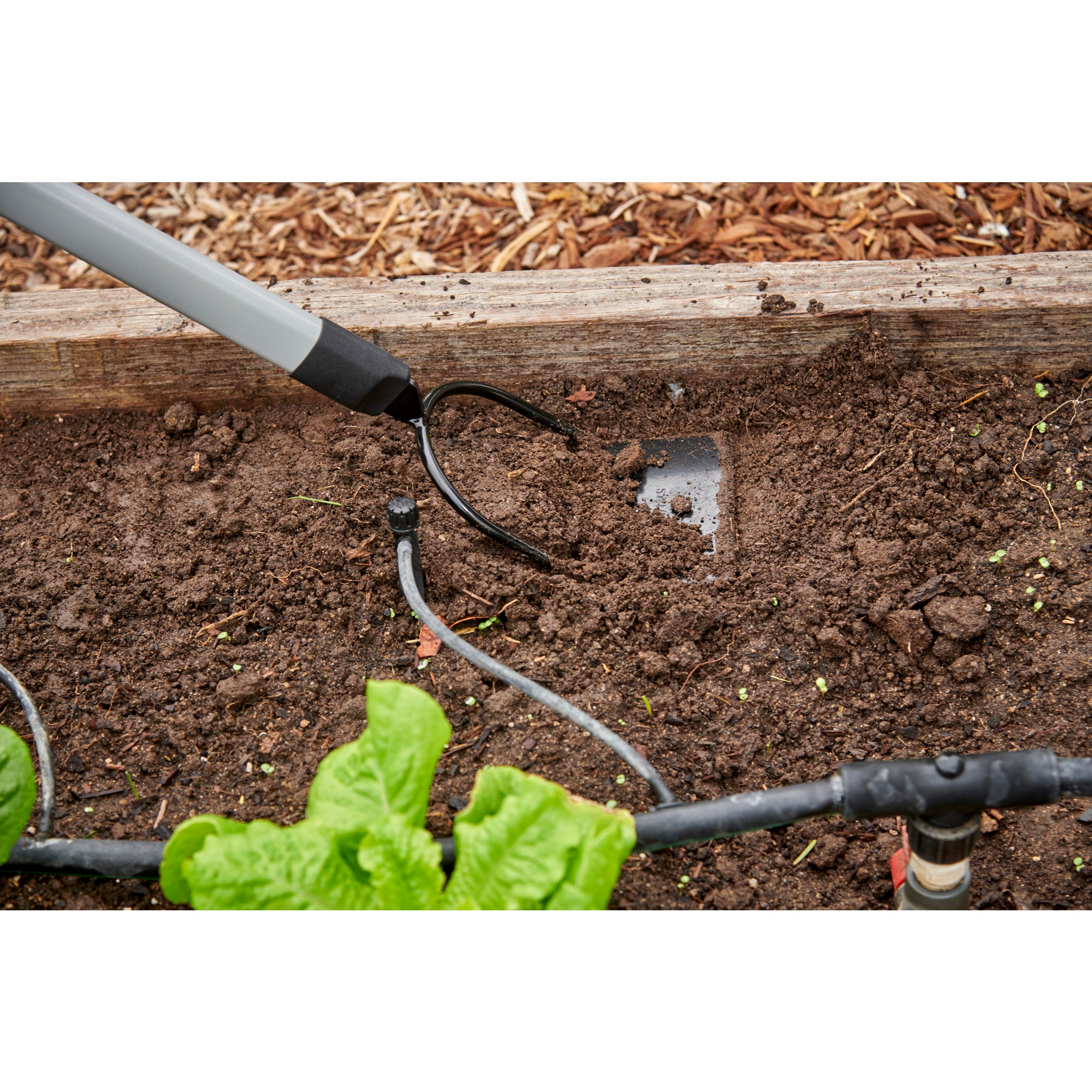 Dutch Hoe with ComfortGEL® Grip | Corona Clipper Inc.