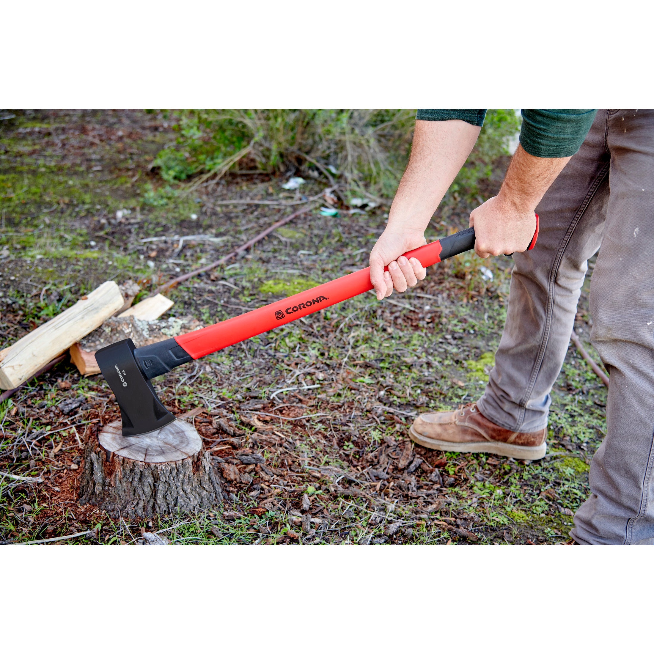 Michigan Axe, 4 lb. Head, 34 in. Solid-Core Fiberglass Handle