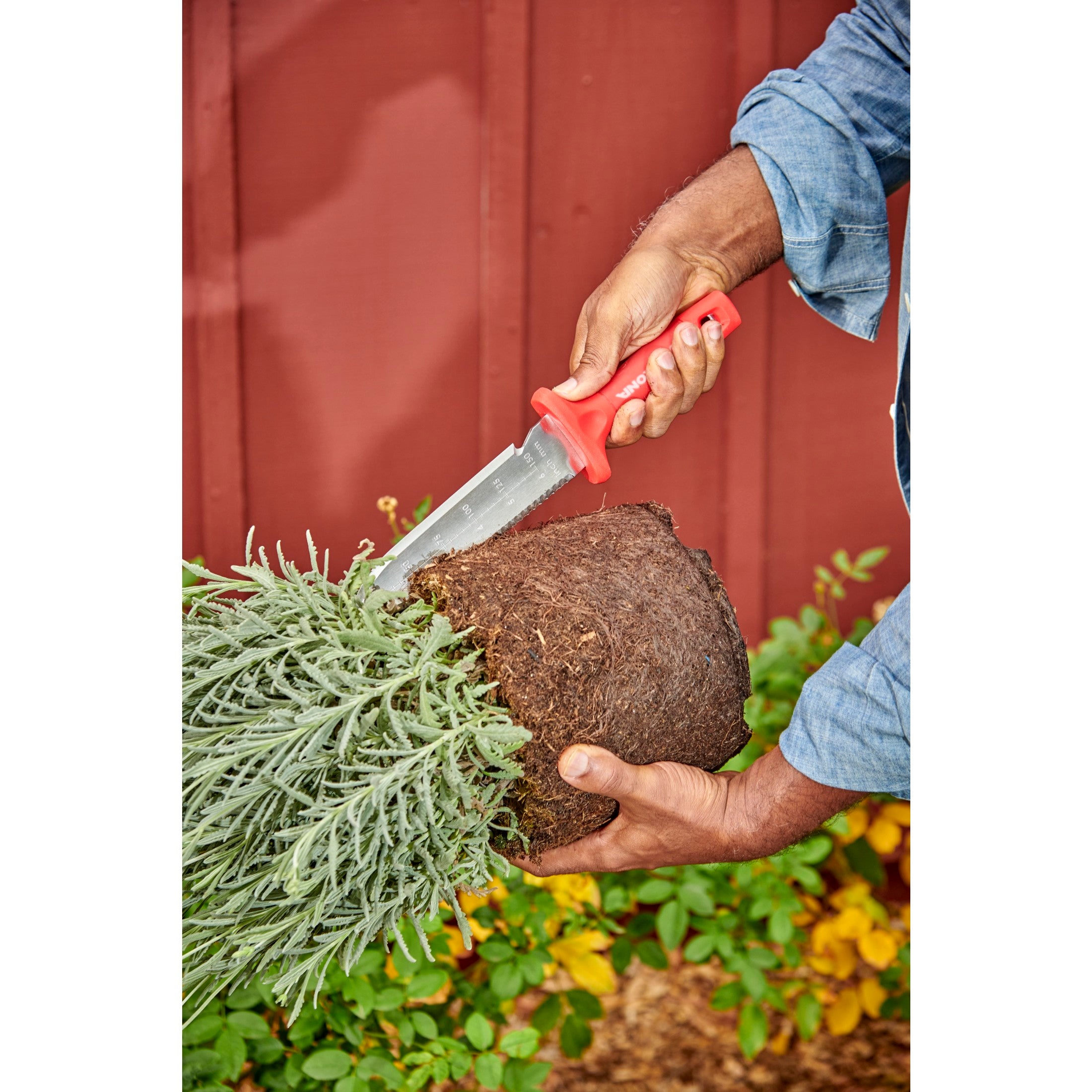 Hori Hori Garden Knife with ComfortGEL® Grip | Corona Clipper Inc.