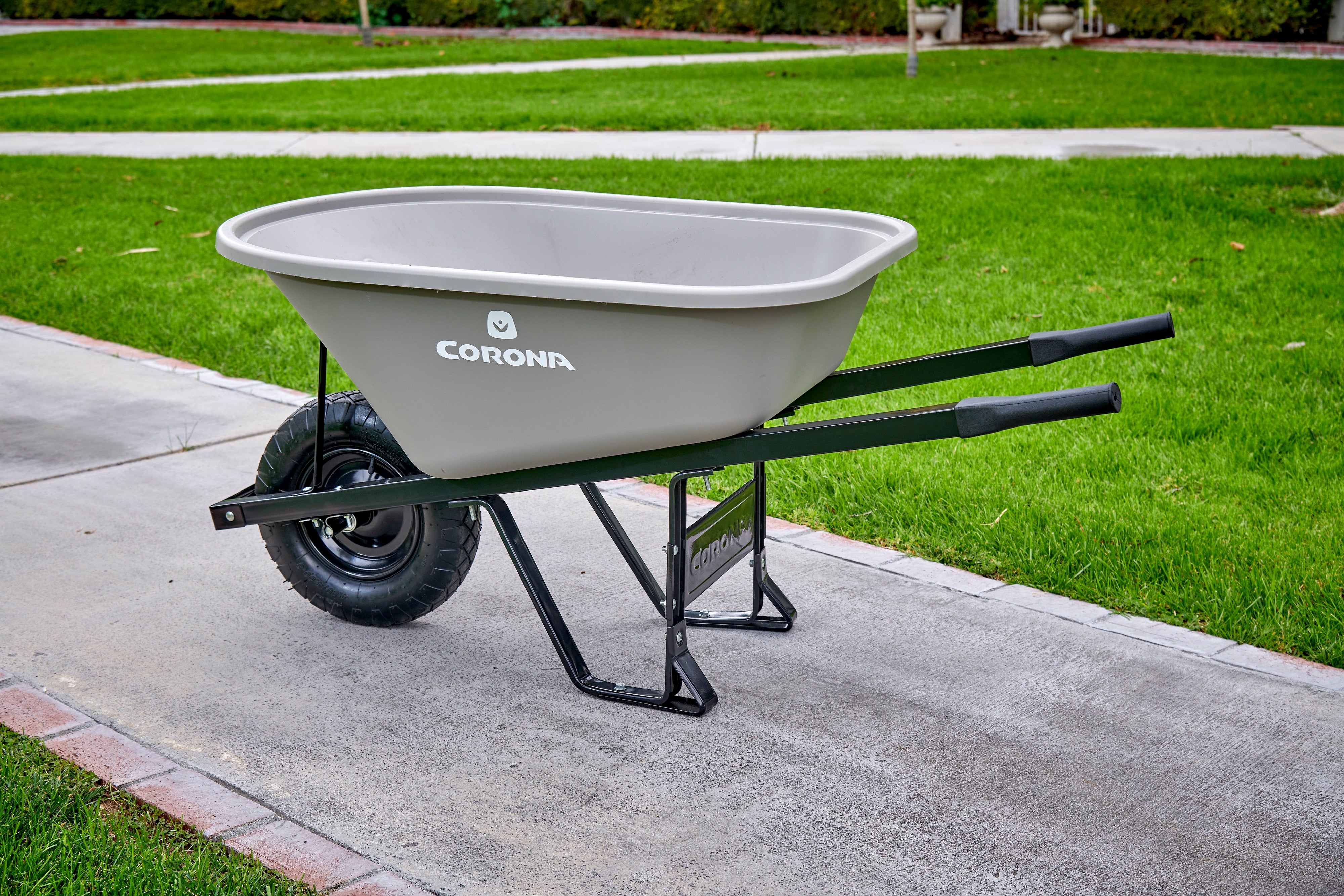 6 Cu. Ft. Poly Wheelbarrow, Steel Handles, Pneumatic Tire