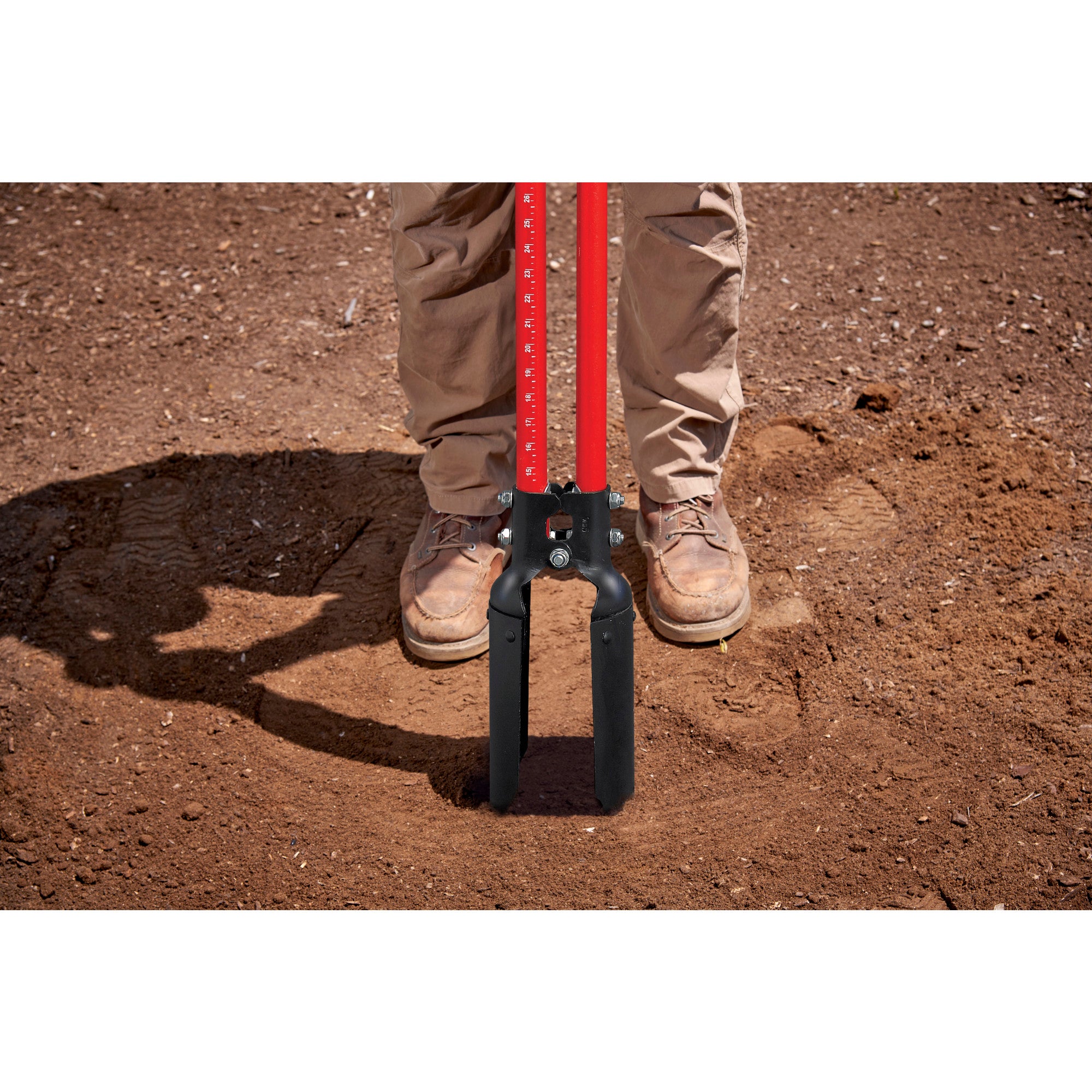 Atlas Pattern Post Hole Digger, 12-Gauge Steel, Fiberglass Handles