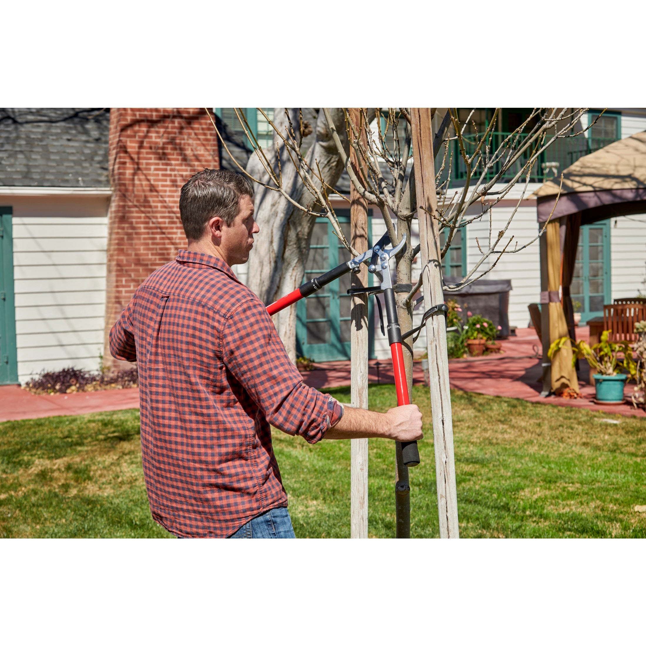 EasyCUT Extendable Bypass Lopper, 21 in. to 33 in., 1-1/2 in. Cut Capacity