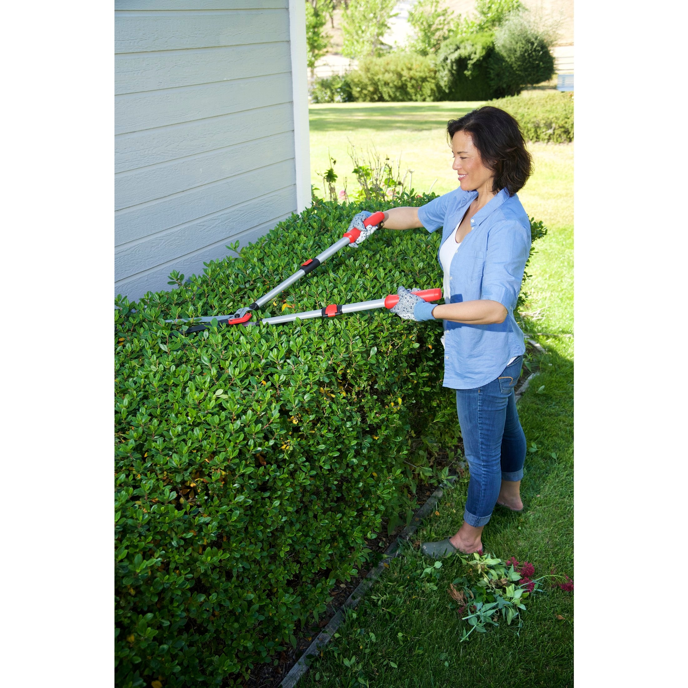 DualLINK Extendable Hedge Shears with ComfortGEL® Grip, 8-3/4 in. Blades, 16-1/2 in Handles