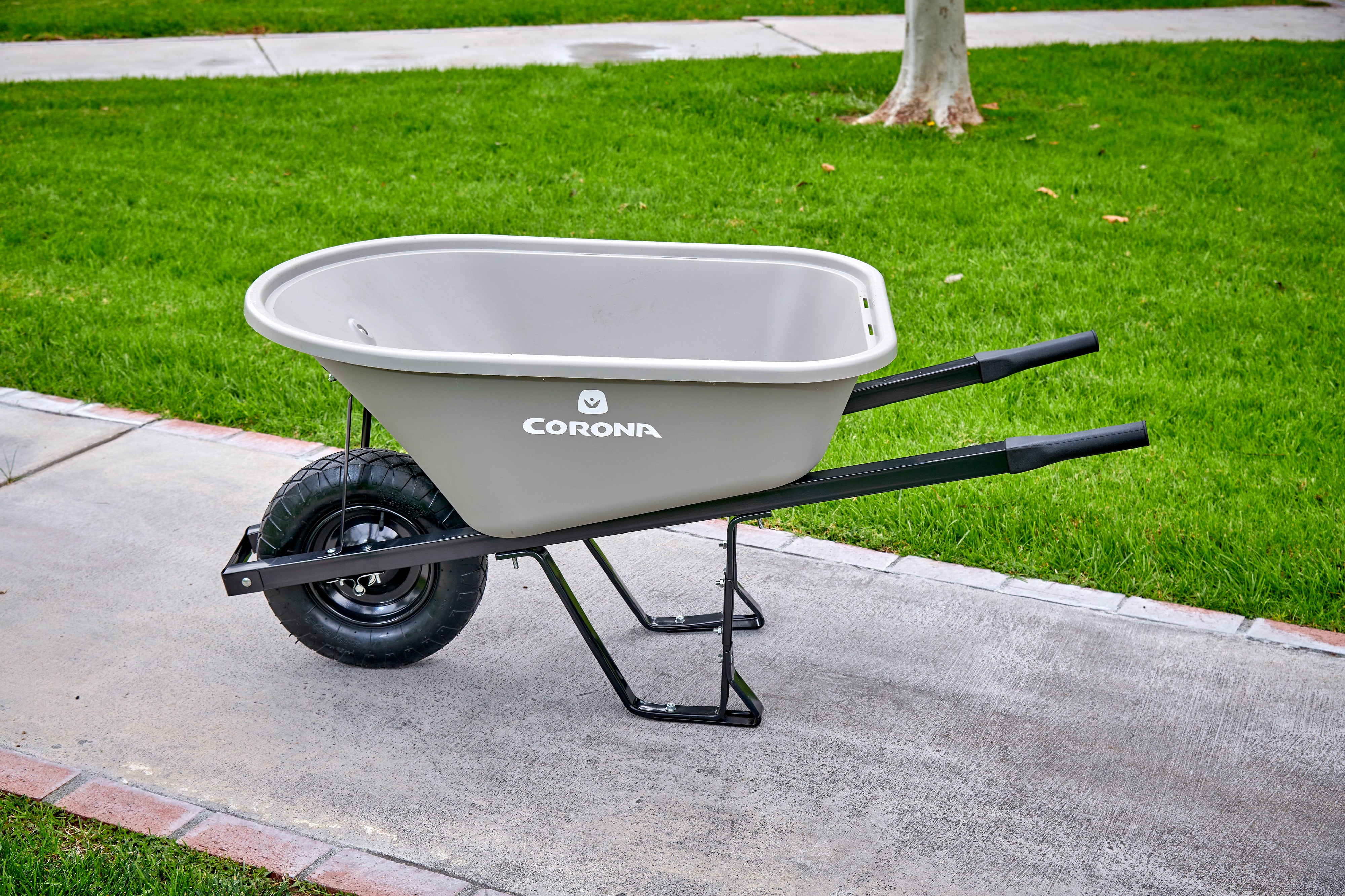 6 Cu. Ft. Poly Wheelbarrow, Steel Handles, Pneumatic Tire