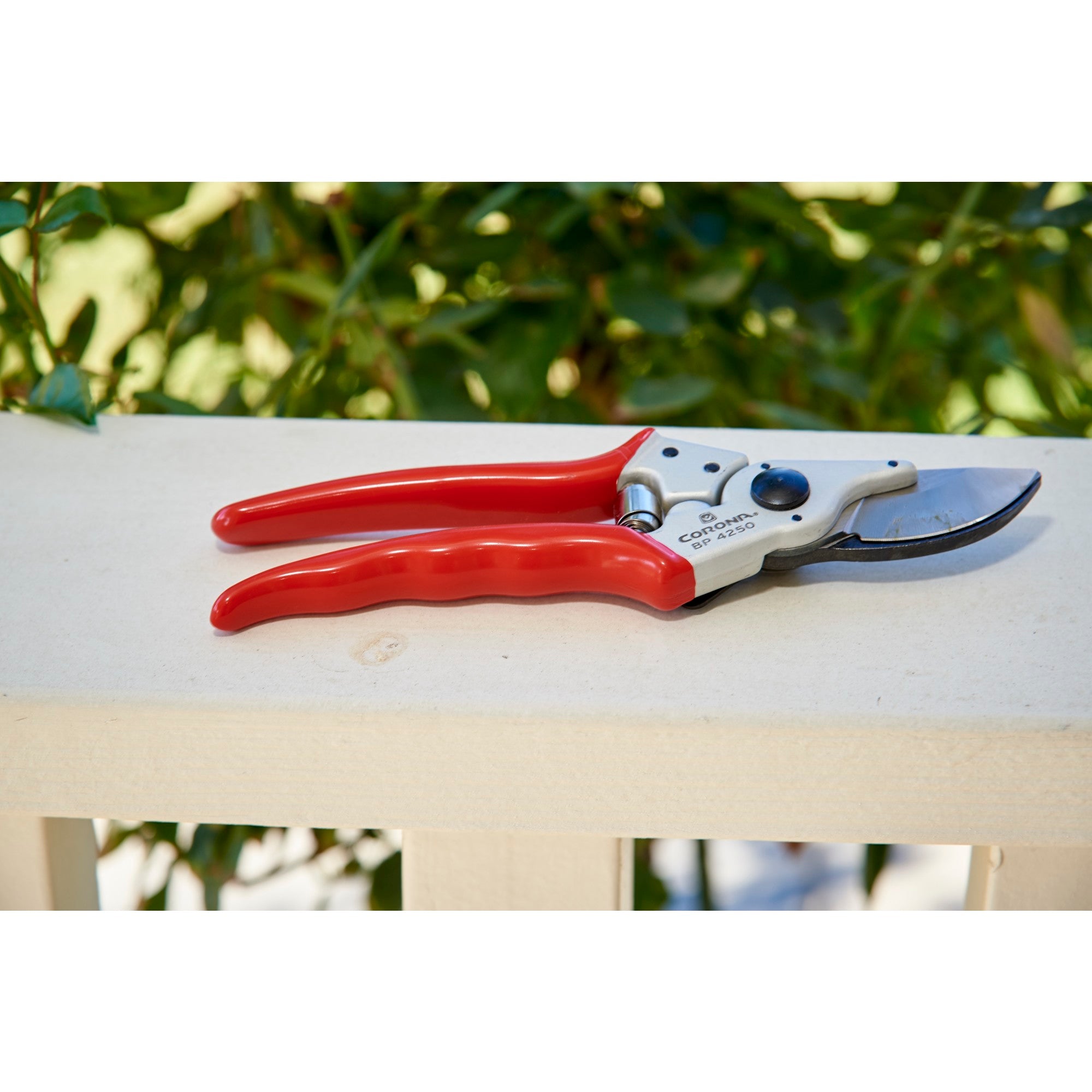 Aluminum Bypass Pruner, 1 in. Cut Capacity