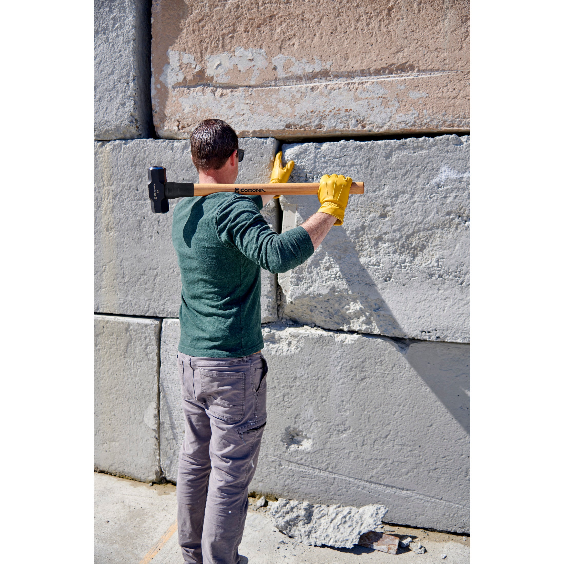 Sledge Hammer, 8 lb. Head, 30 in. Hickory Wood Handle | Corona