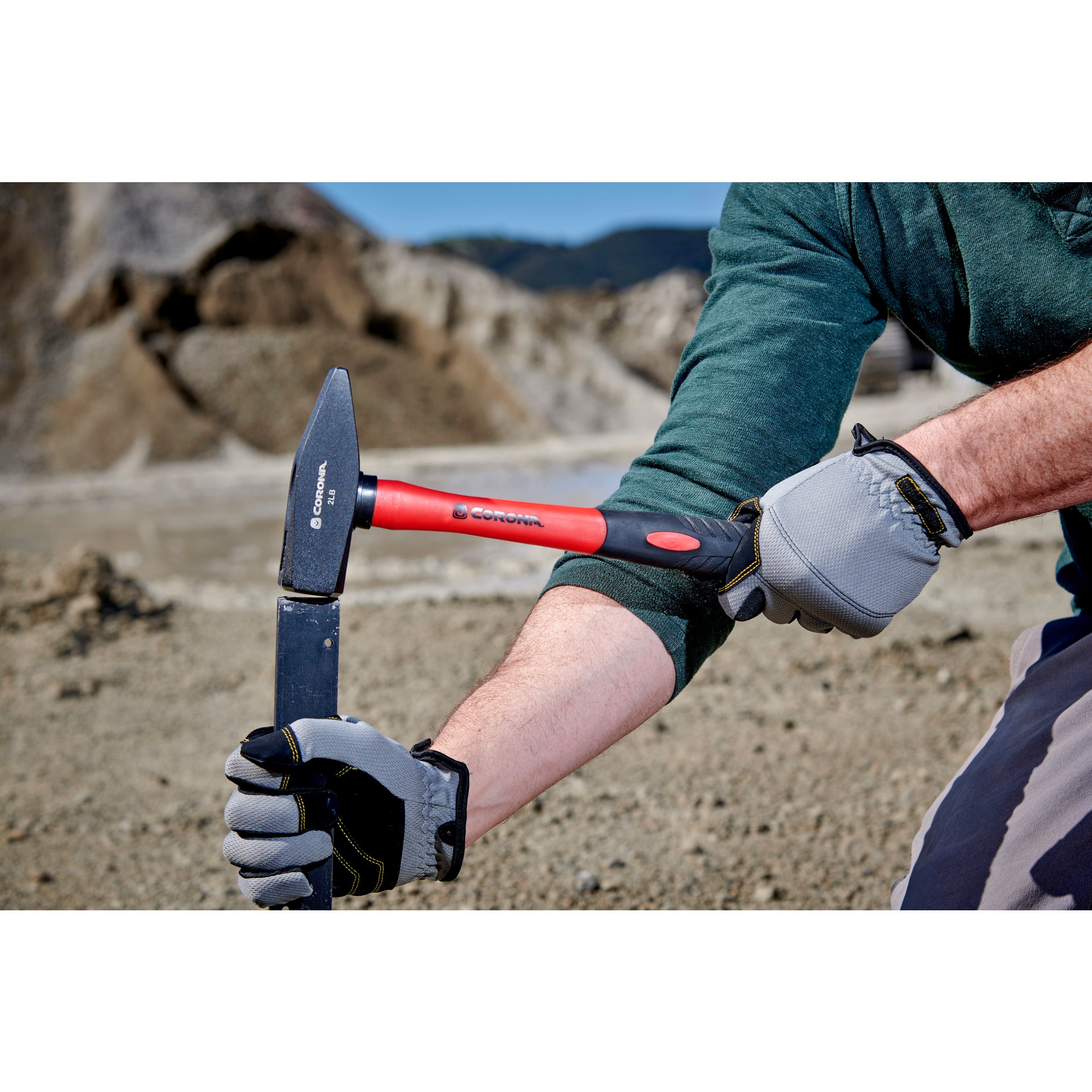 Engineer Hammer, 2 lb. Head, 14 in. Solid-Core Fiberglass Handle